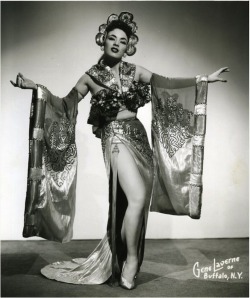 greggorysshocktheater:  Burlesque legend