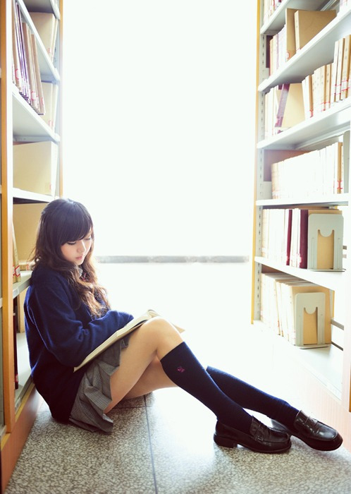 pedalfar: (via 川音美少女小柔的甜美制服诱惑 - 南宁信息网 为南宁老乡提供最好的综合资讯) (via imgTumble)
