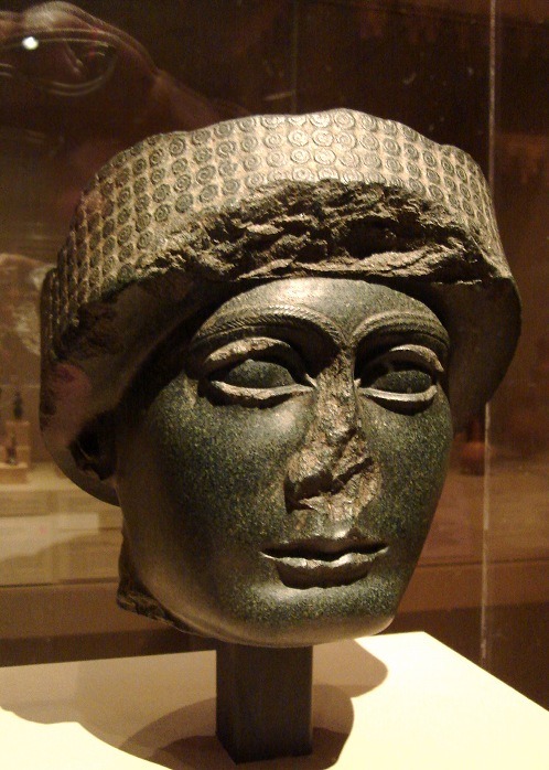 tammuz: Head from a statue of Gudea, ruler of the Sumerian city of Lagash in Southern Iraq. Boston M