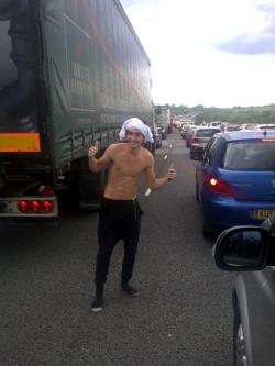 69withsykes:  #sivaview @tomthewanted making the most out of the traffic!  @JoJoTFB imagine seeing this on the motorway whilst being stuck in traffic ;)