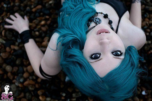 fuckyeahfantasyhair:  blue 