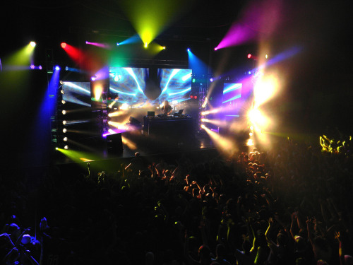 lonelyandstoned:  Bassnectar! 
