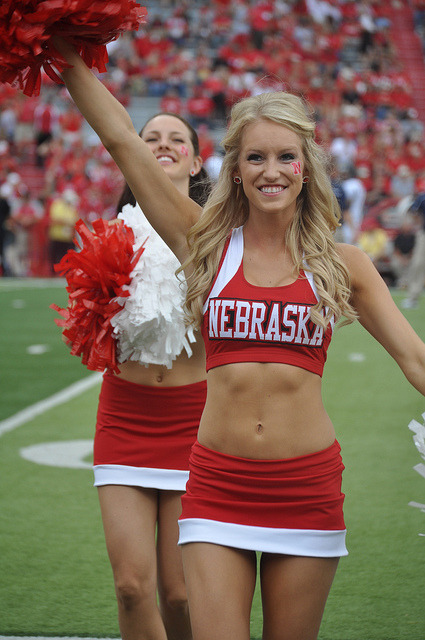 Usc football cheerleader