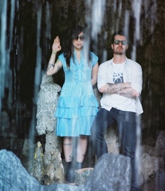 clavesolfc:  Assista ao vivo o clipe Dançando de @Agridoce. http://www.mixtv.com.br/aovivo/mix_aovivo.html