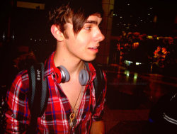 gladtheycame:  some of my favourite pictures of nathan. 