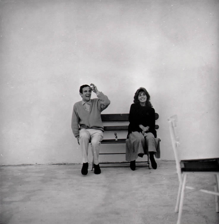 unpetitgateau:
“ François Truffaut and Jeanne Moreau on the set of Jules et Jim, 1962.
”