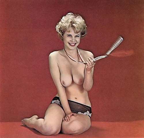 http://nudevintage.tumblr.com/post/11921736715