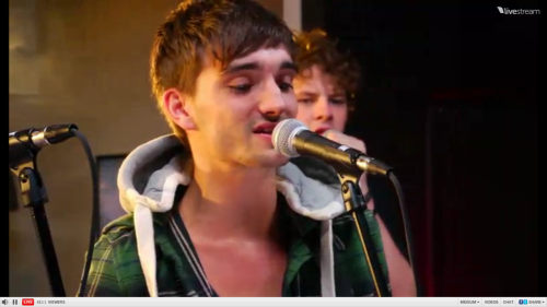 fallinlovewithme-again:  i love you tom parker. 