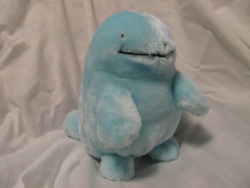 zenity:  plushcrush:  Unknown Quagsire Plush Hangtag: No Tushtag: Faded but intact Note: I am completely unsure where this plush came from, in regards to date and manufacturer. Plush has a large “do not remove until delivered to consumer” tag with