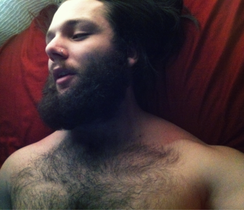 thedailybeard:   restless mornings. -docislegend   now that is some chest hair.