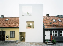 beanfield:  The Stark-White Townhouse by Elding Oscarson 