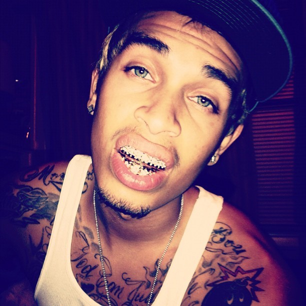 cutestboysontheplanet:  http://himeliketacos.tumblr.com/ 