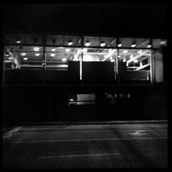 onlyanticlimactic:  last train waiting #flickstackr