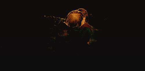 alistimsusmaya-blog:  Reverse version of the kiss 