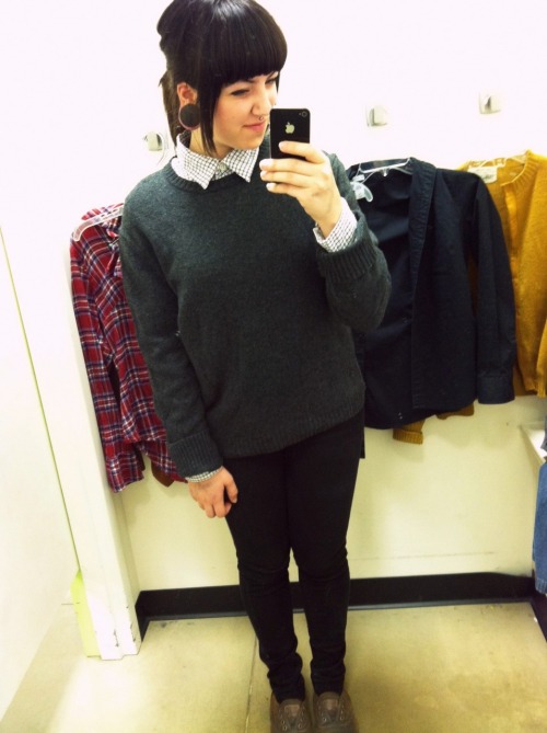 ohhellokelsey:  Button-up and sweater combo find at Goodwill. Smart. 