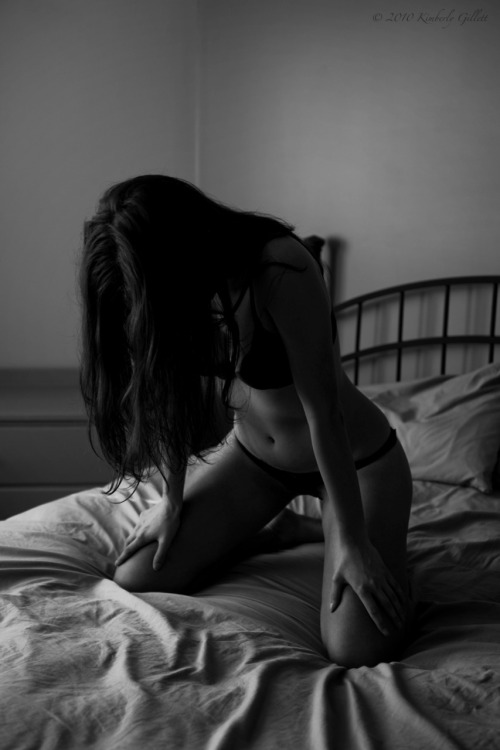 black-and-white:  Kimberly Gillett is back! adult photos