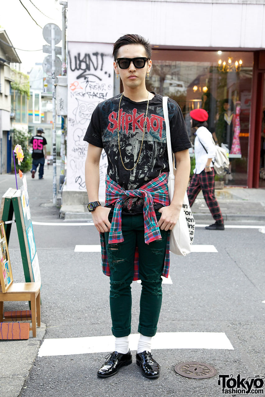 Japanese guy in Slipknot t-shirt in Harajuku. | Tokyo Fashion