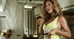 sexxxpensive:  Beyoncéééééééééé 