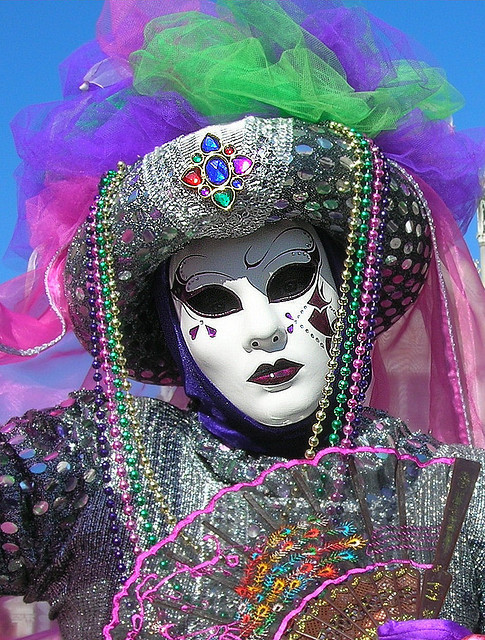 colors by pietro_C on Flickr.Venezia, il carnevale, i suoi magici colori.Una ghiotta occasione non s