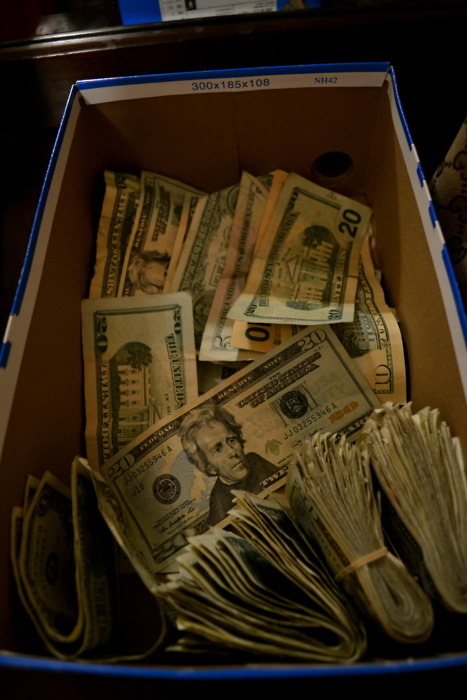 itsdaydreaming:  shoe box! no shoes in em. -Ross  