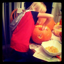 Sophia is doing her whole pumpkin herself,