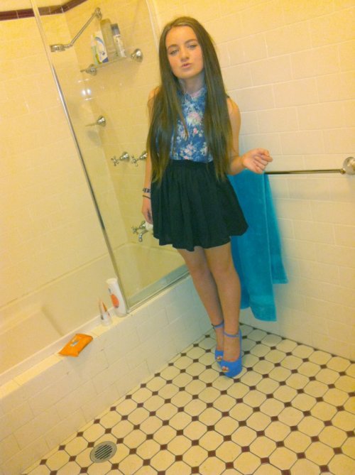 vansntans:  me (Y) 