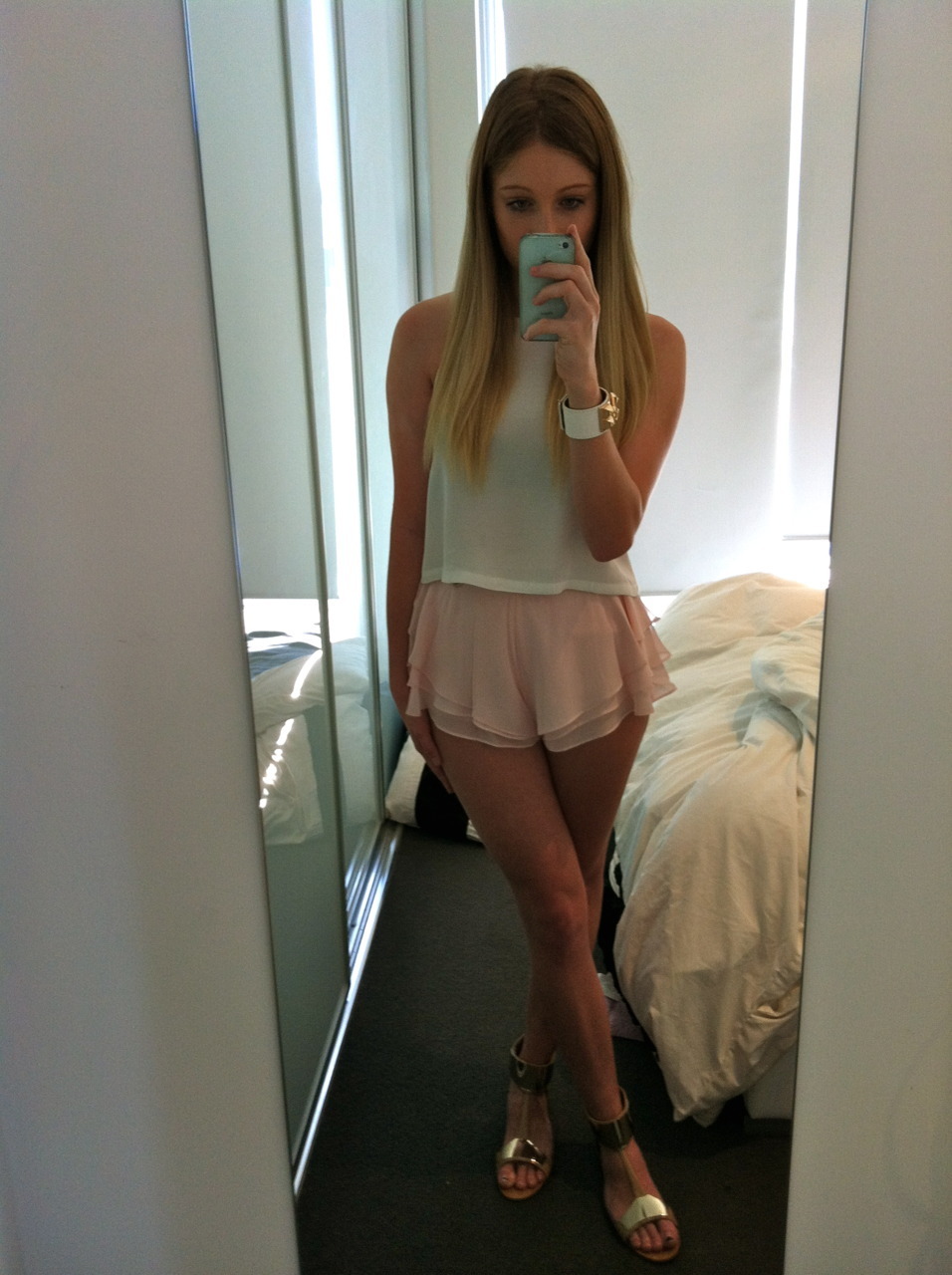 summertansandtiedyedvans:  ††† WANT MORE HIPSTER PHOTOS ON YOUR DASH? FOLLOW  http://summertansandtiedyedvans.tumblr.com/ 