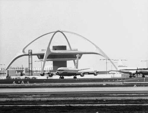 Porn LAX photo by Ralph Crane, 1962 / #2 photos