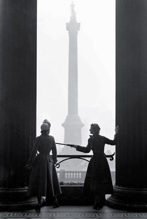 The New Look National Portrait Gallery, London; photo by Norman Parkinson for Vogue, March 1949