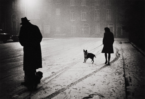 Nightwalkers, Dublin Ireland photo by Alen MacWeeney, 1965