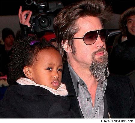 browngurl:  All Hail Baby Z- Side Eye master giving the paps the death stare since she came out the 