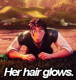 hopefortryingtimes:  “I didn’t see that coming. Her hair actually glows. Why does her hair glow?!?” 