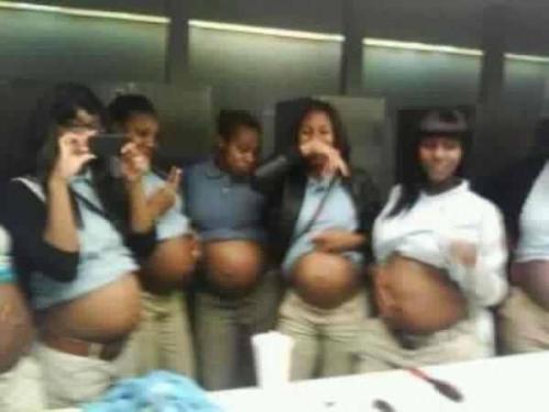 Ghetto ratchet girls at the club