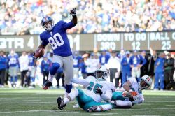 giantsfootball:  Week in and week out @TeamVic continues to put the team on his back.  7 catches 99 yards and showing that he was determined to win today by breaking out of former Giant Will Allen’s tackle to put the Giants ahead for the first time