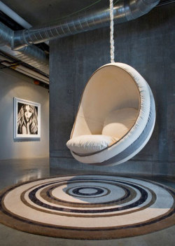 creatingaquietmind:  Reading Space <3