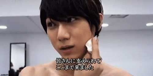 6bcome1:  janghyeonseung:  gif-ed these for topless seung tbh  And I though this