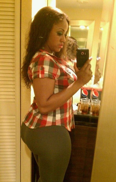 badbroads:  http://badbroads.tumblr.com/ TJ’s -Hollow Monday-