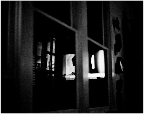 onlyanticlimactic:  window to the soul of my tv #flickstackr Flickr: http://flic.kr/p/aANjUy