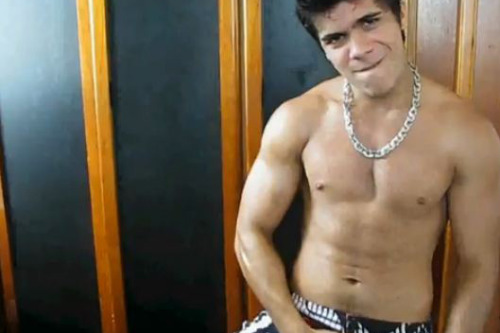 aputaria:  Os mais de mil (package with personal pictures and videos / pacote com fotos e videos) download 