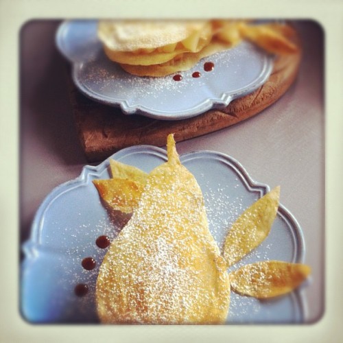 pear shaped yummies&hellip; Poires bretonnes … #sucre #dessert #beurre #fruit #poire #food #cook #c