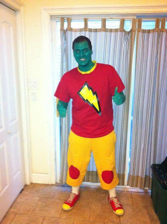 thosewerethe90s:  moonbeamdreams:  ’90s Nick Halloween Costumes  you people are