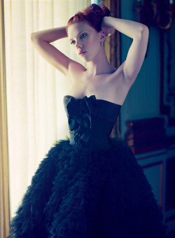 lostinscarlett:  Vanity Fair December 2011