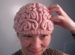 obliviatedd:  laughingsquid:  Knitted Brain