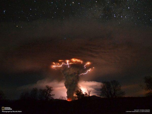 sav3mys0ul:  thedailywhat: Damn Nature U Scary of the Day: Chile’s Puyehue-Cordón