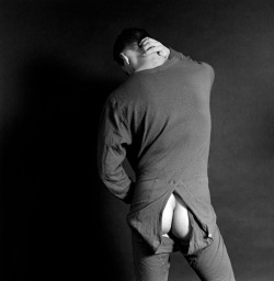 saveroom4coffee:  butt flap [credit unknown]