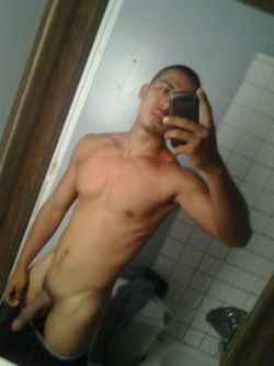 nudeselfshots-blackmen.tumblr.com post 16690632440