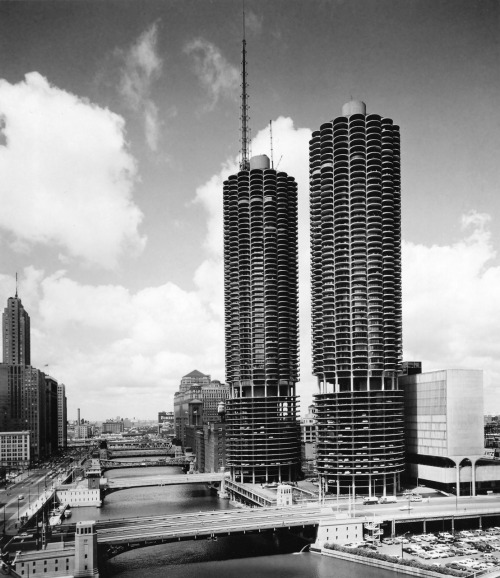 process-vision: Marina City, Chicago, United States View this on the map