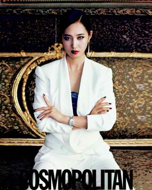 SNSD – Kwon Yuri on Cosmopolitan September 2011