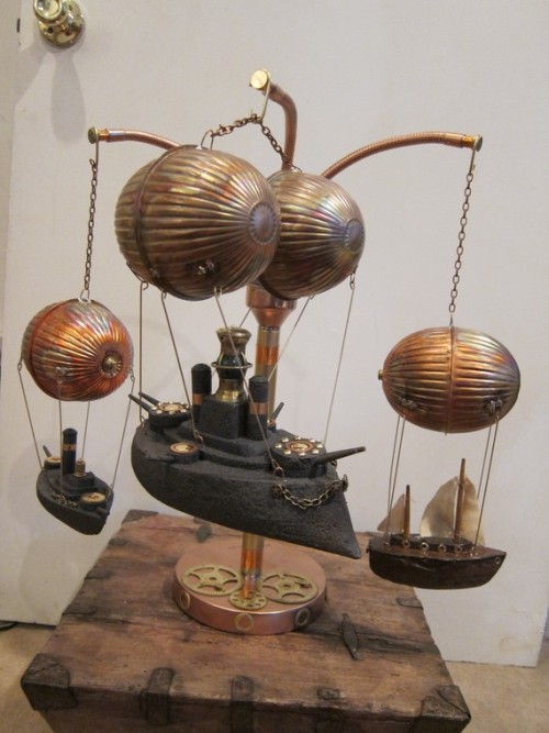 Sex steampunkxlove:  Steampunk airship mobile pictures