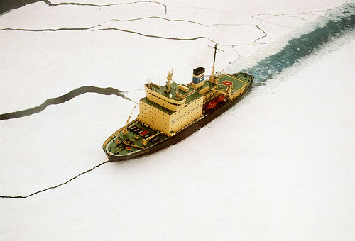 XXX agrownupkid:  Icebreaking (by Arctic Al) photo